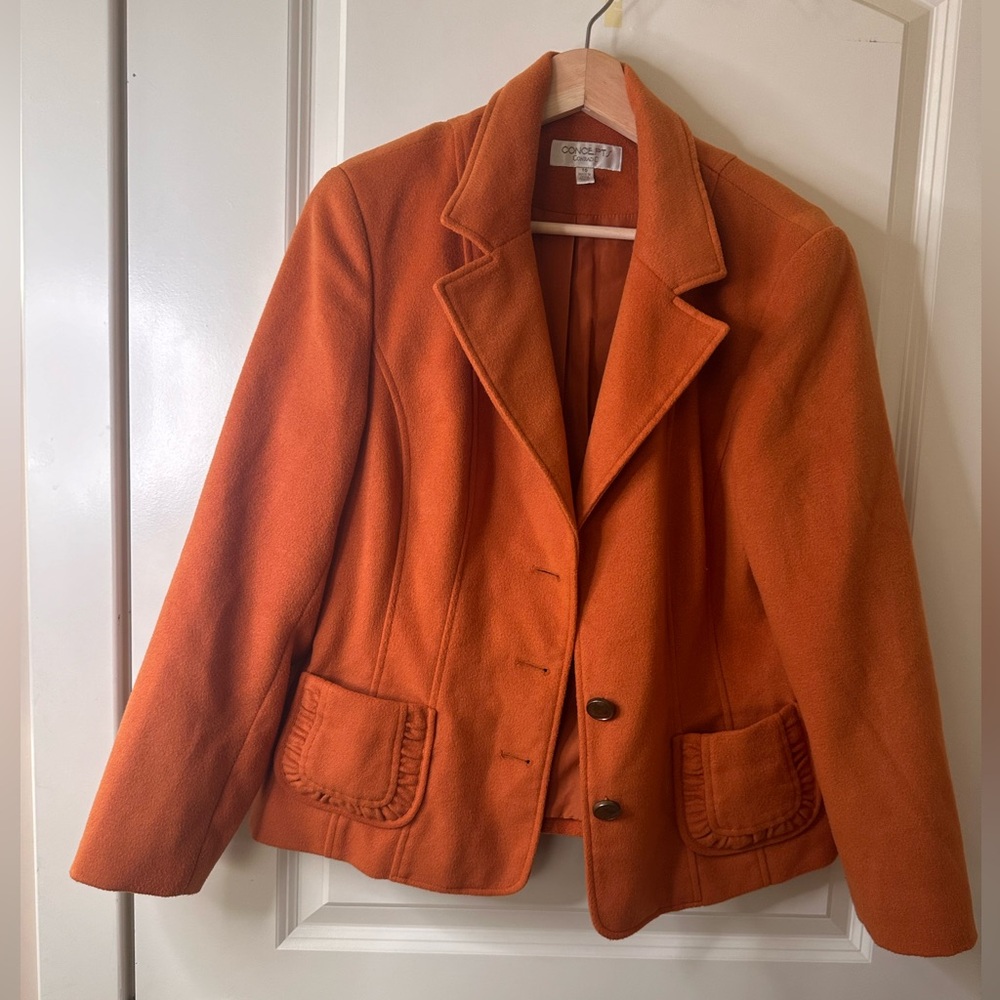 5/$25 Vintage Orange blazer Size 10